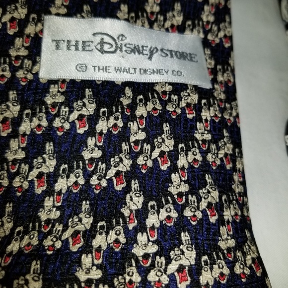B8,830 Bugs Bunny Goofy 2 Silk Ties BOGO 1/2 OFF - Picture 2 of 5